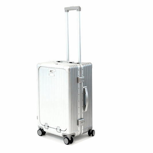 Noväh White One - Cabine